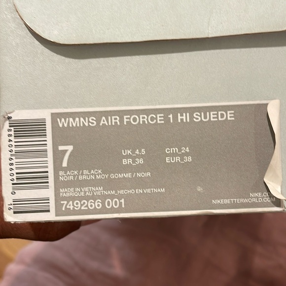 Nike Air Force One Black Suede - Picture 2 of 5